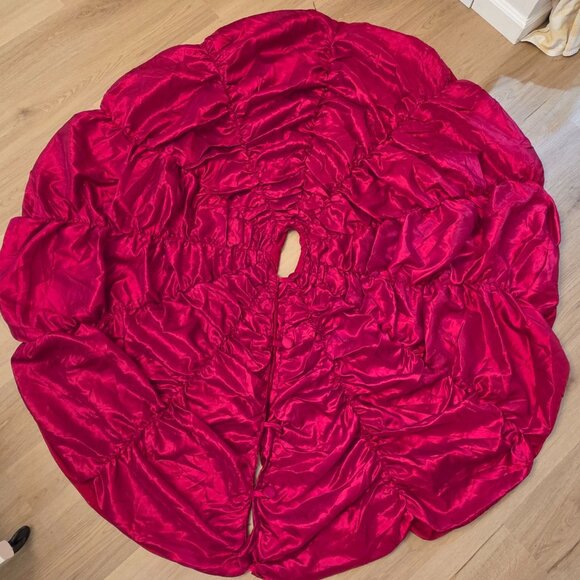 Red Satin Ruched Round Christmas Tree Skirt With Button Closures 60" - Picture 1 of 5